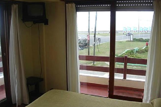 Hotel Carilo มาร์เดลปลาตา ภายนอก รูปภาพ